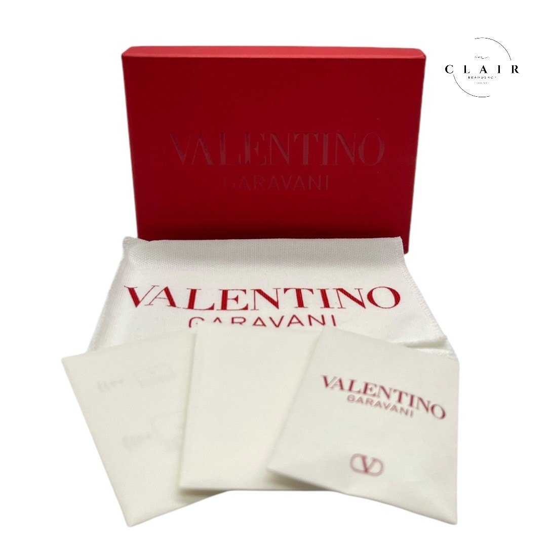 【新品未使用】ヴァレンティノガラバーニ カードケース パスケース ロックスタッズ 黒 ブラック