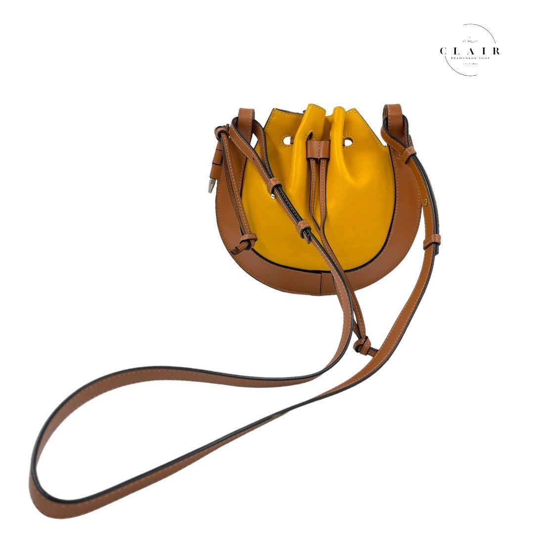 ロエベ ホースシュー ショルダーバッグ ポシェット レディース