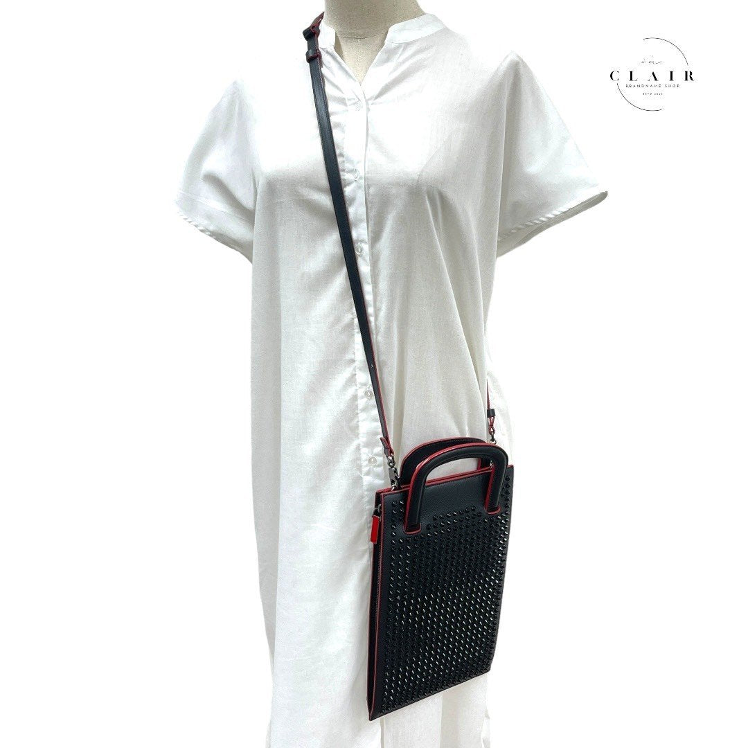 ルブタン 2WAYハンドバック ロックスタッズ ブラック