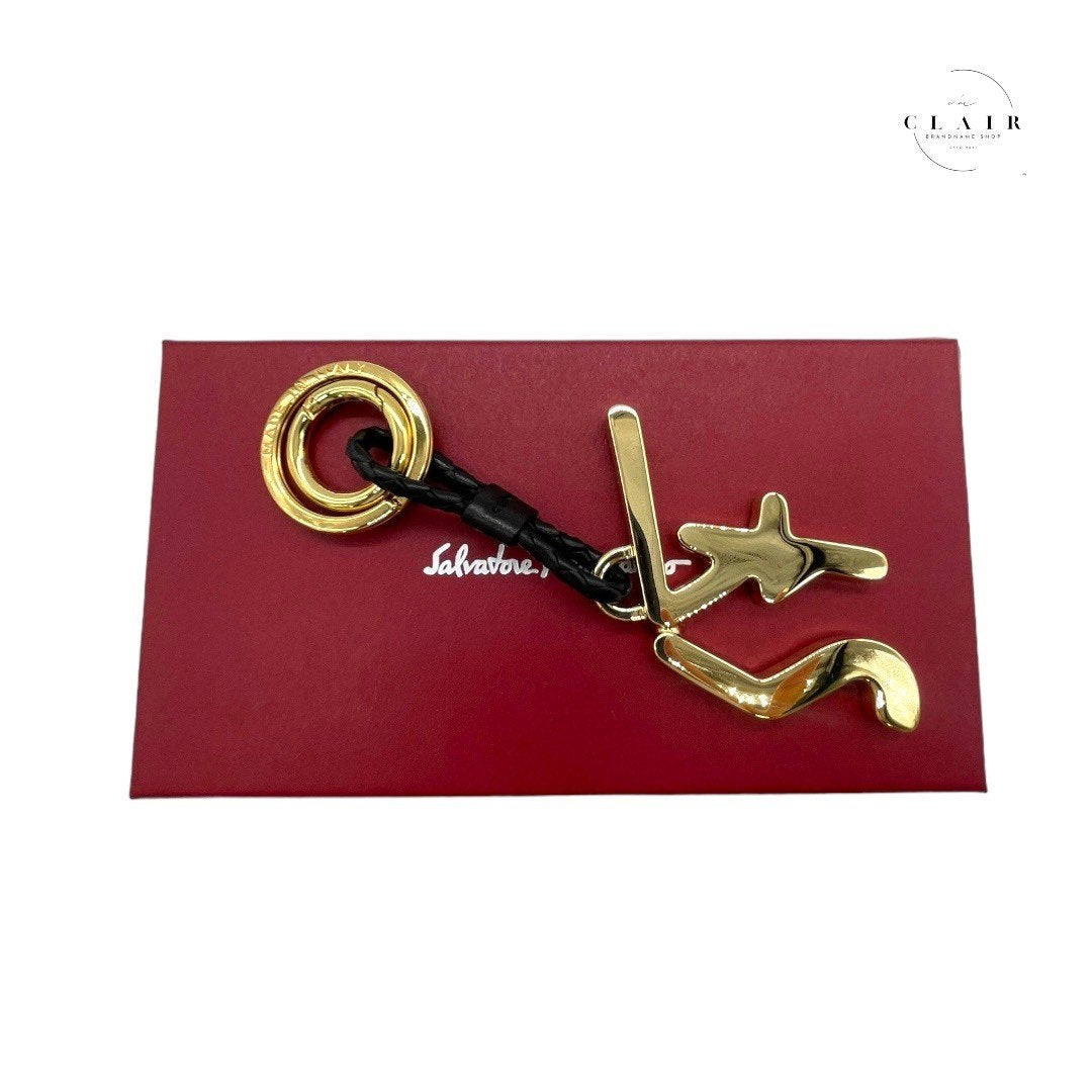 サルヴァトーレフェラガモ キーホルダー キーリング バッグチャーム GOLD 金