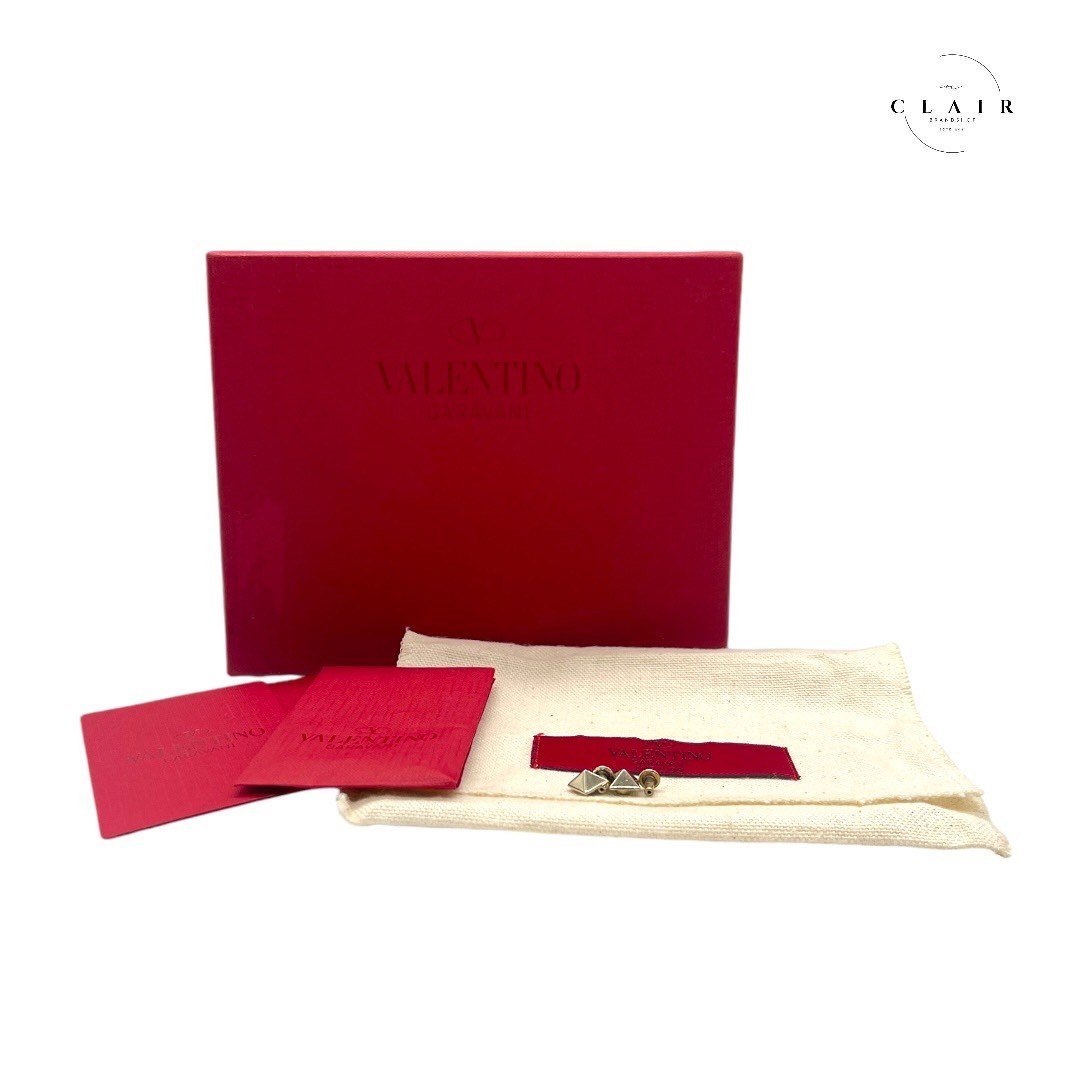 バレンチノ ロックスタッズ コンパクトウォレット レザー ピンク ヴァレンチノガラバーニ