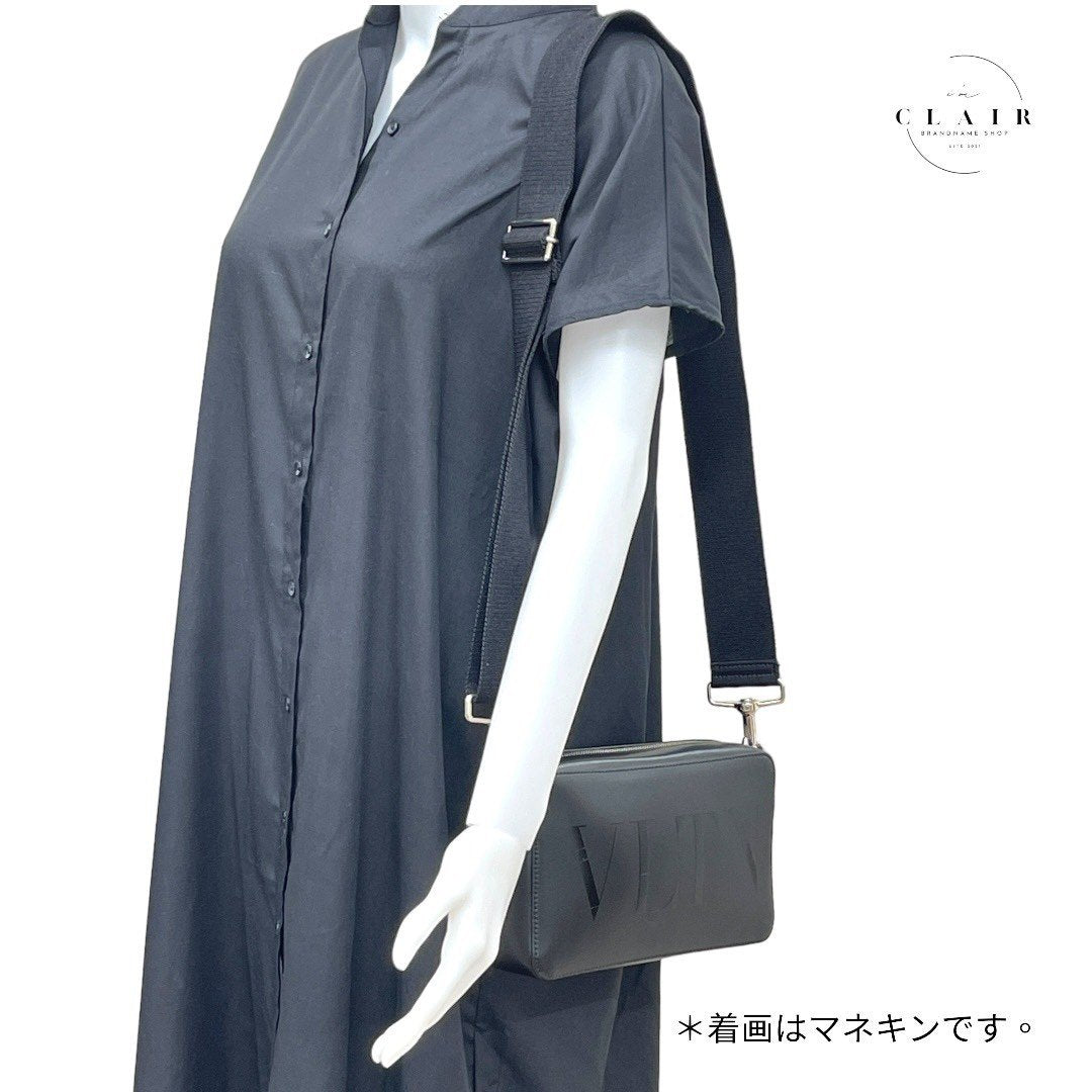 ヴァレンチノ VLTN ショルダーバッグ レザー ブラック 黒
