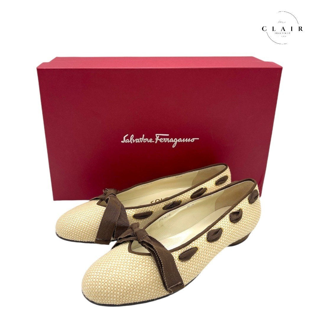 サルバトーレフェラガモ リボン ラウンド パンプス フラットヒール 茶系