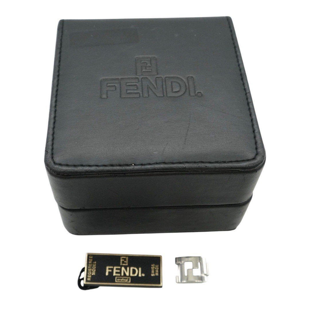 フェンディ 腕時計 オロロジ ウォッチ クオーツ シルバー文字盤 ズッカ柄 ステンレススチール レディース