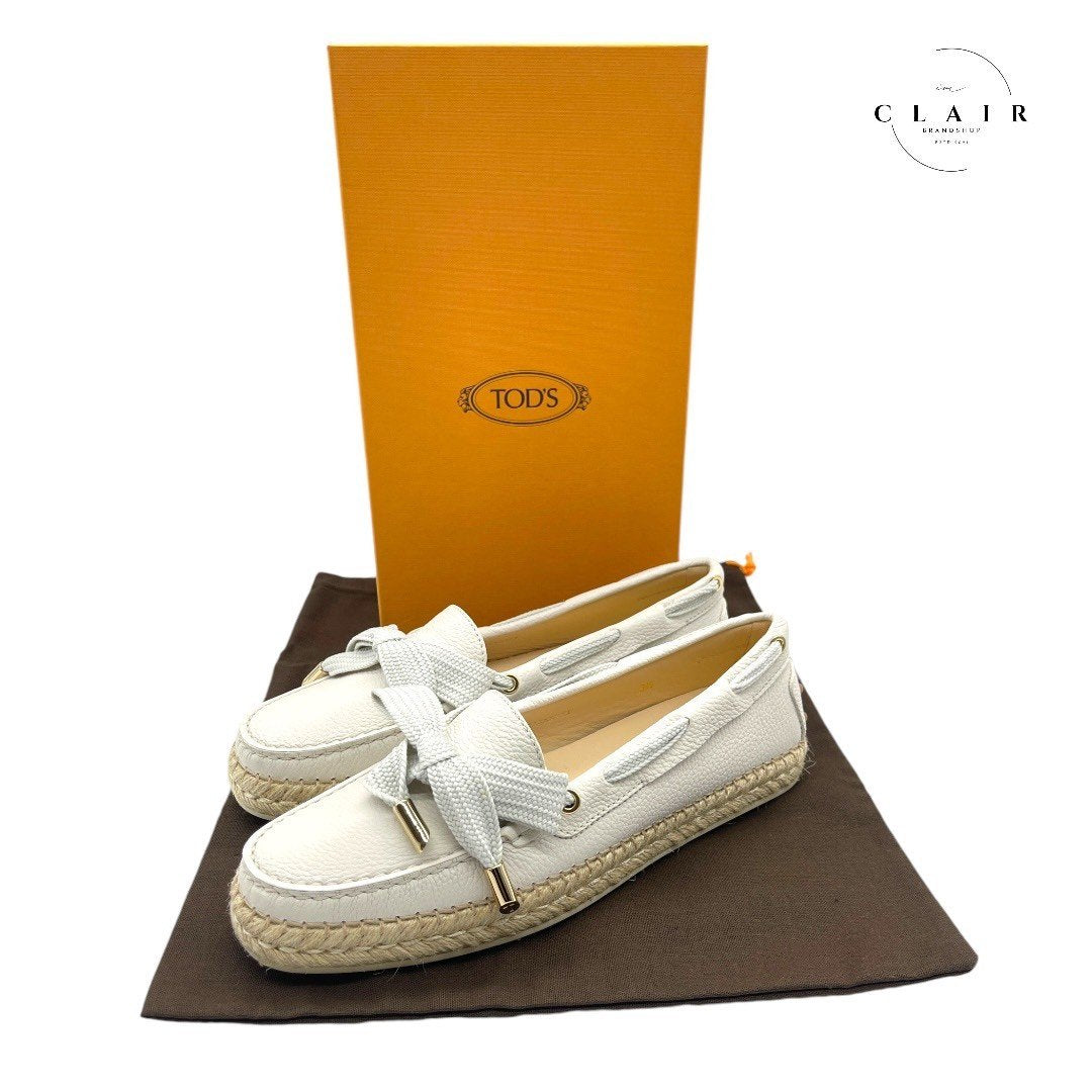 【新品】 トッズ ドライビングシューズ レザー 本革 白 ホワイト リボン レディース 26.5cm