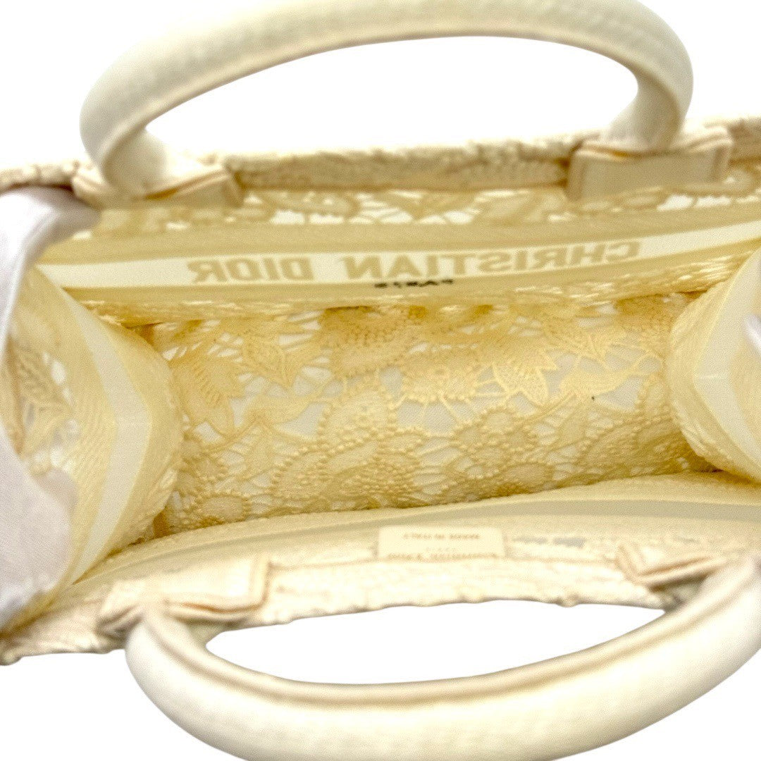 ディオール マクラメレース ブックトート スモール ホワイト キャンバス 白 レディース