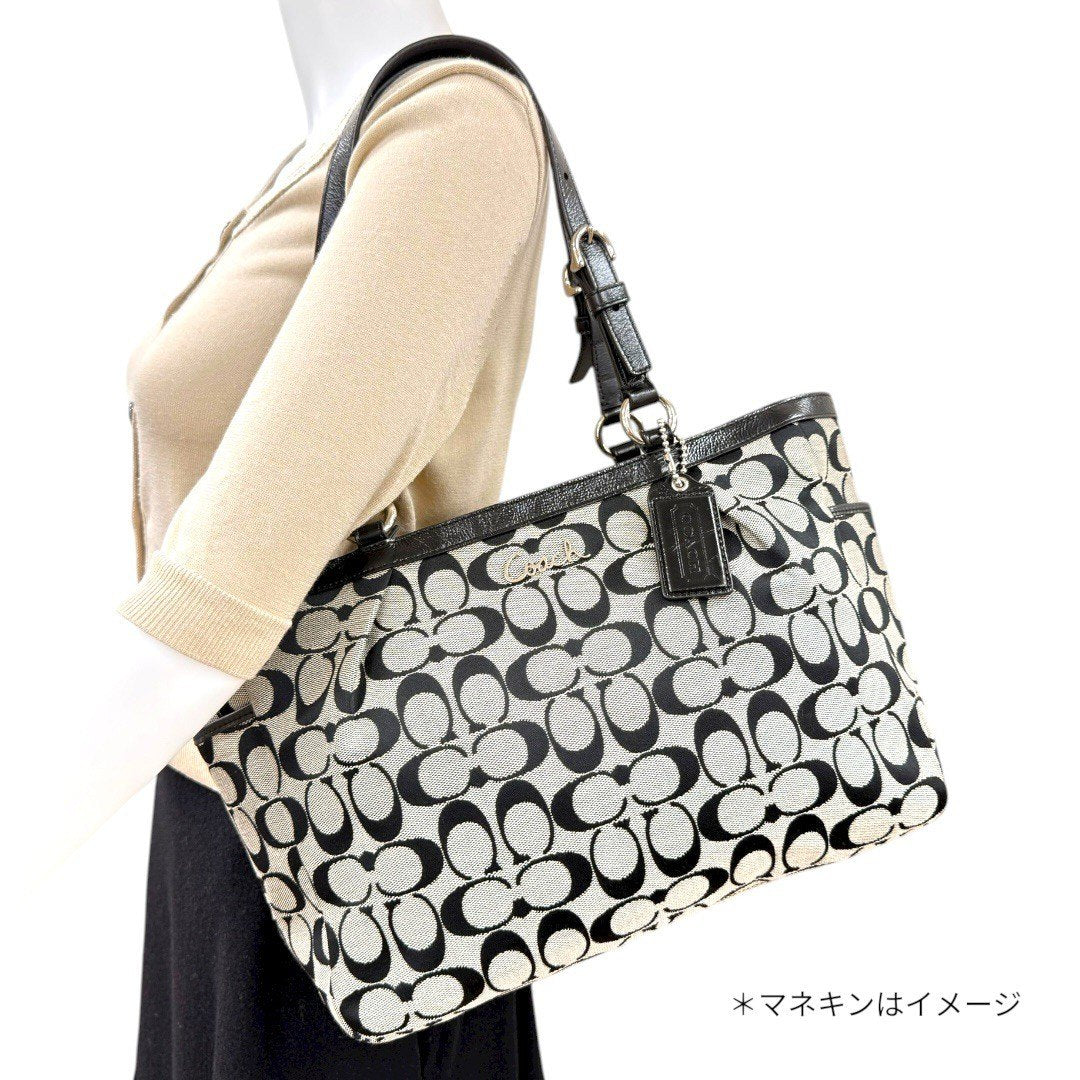 【美品】コーチ シグネチャー トートバッグ キャンバス 黒 ブラック レディース
