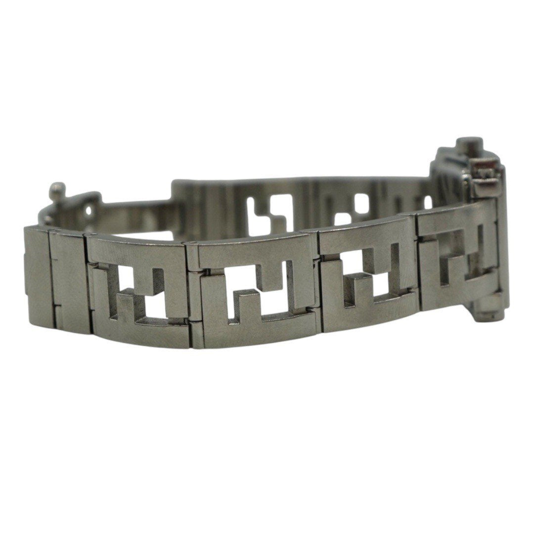 フェンディ 腕時計 オロロジ ウォッチ クオーツ シルバー文字盤 ズッカ柄 ステンレススチール レディース