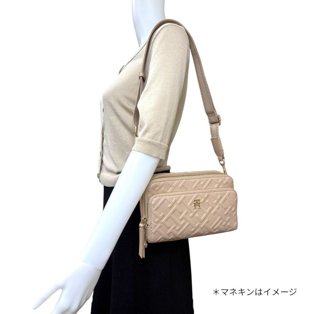 トミー ヒルフィガー ショルダーバッグ 斜め掛け アイコニック モノグラムカメラバッグ