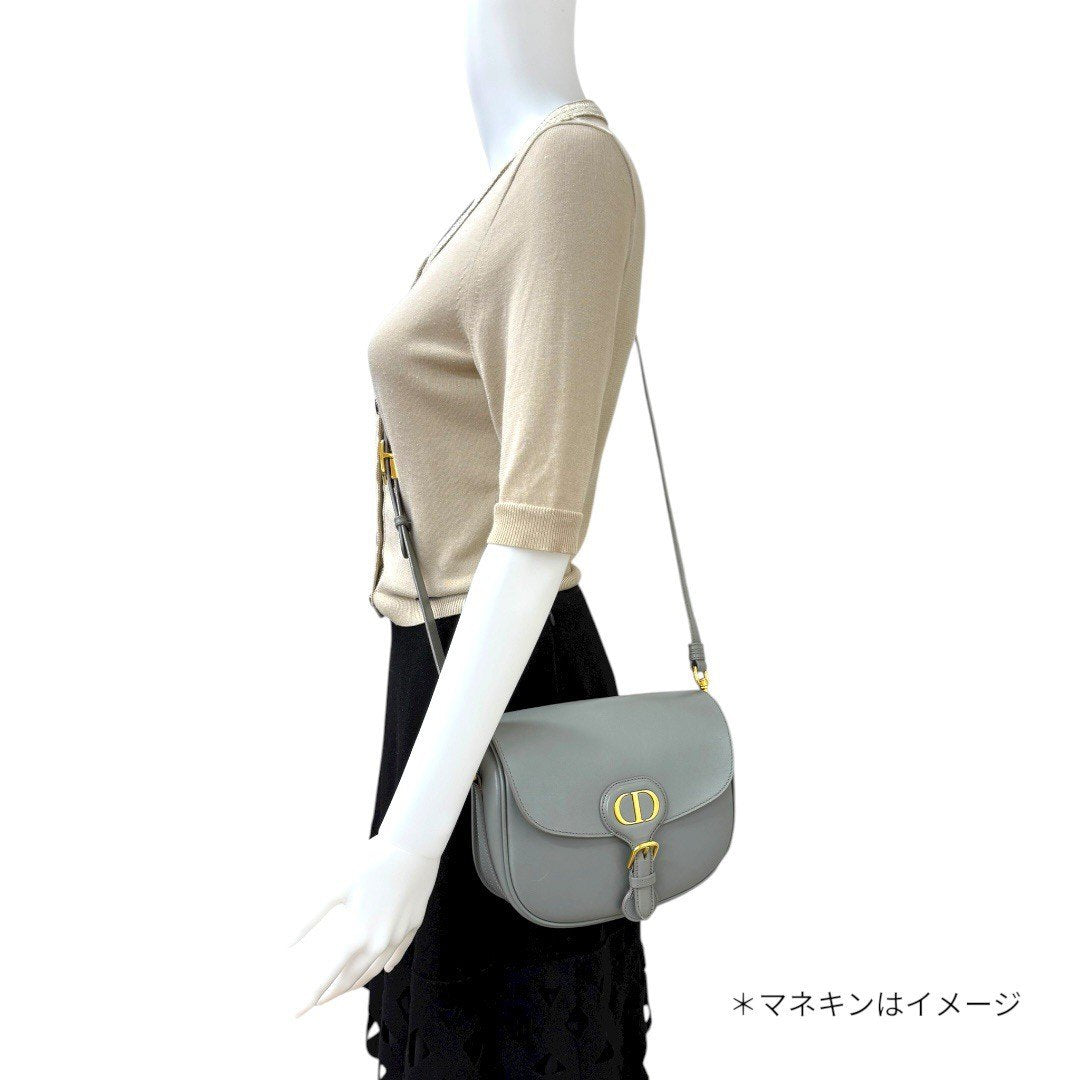 クリスチャンディオール ボビー ミディアム ショルダーバッグ 斜め掛けバッグ ボックスカーフ グレー ゴールド金具 レディース