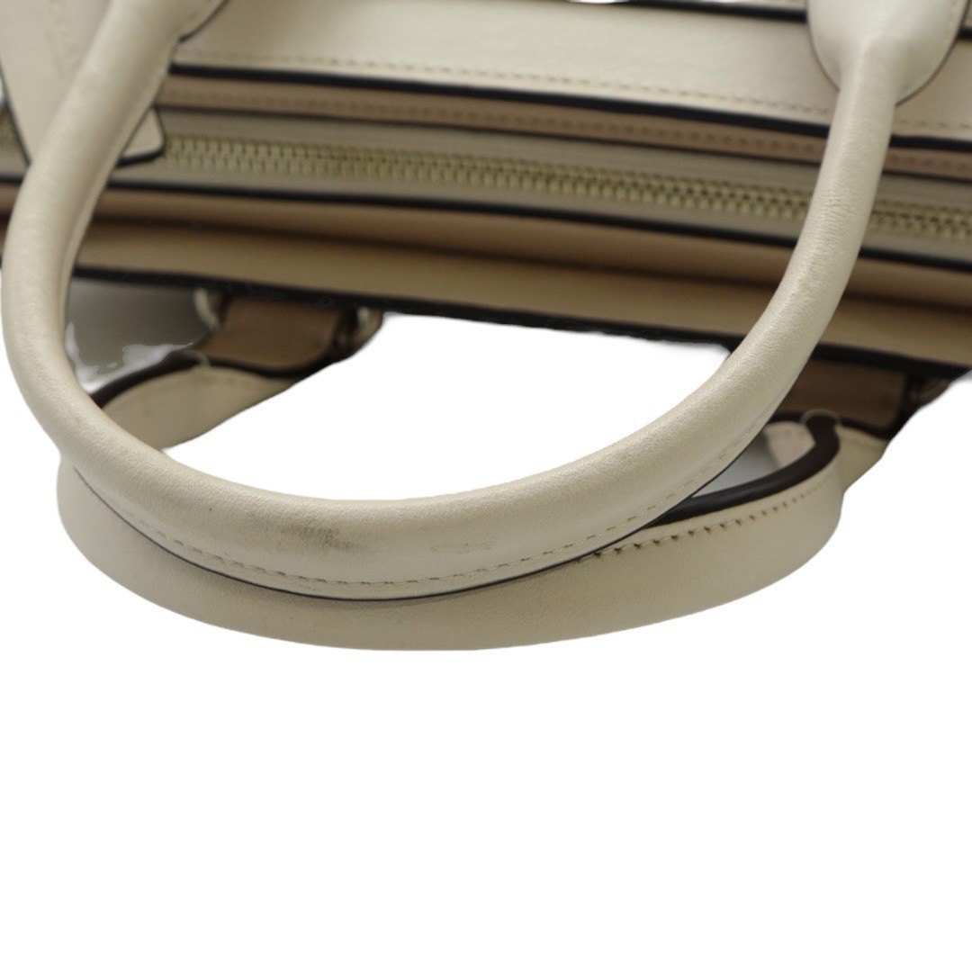 コーチ ショルダーバッグ 2WAYハンドバッグ シグネチャー ターンロック 白 ホワイト レディース