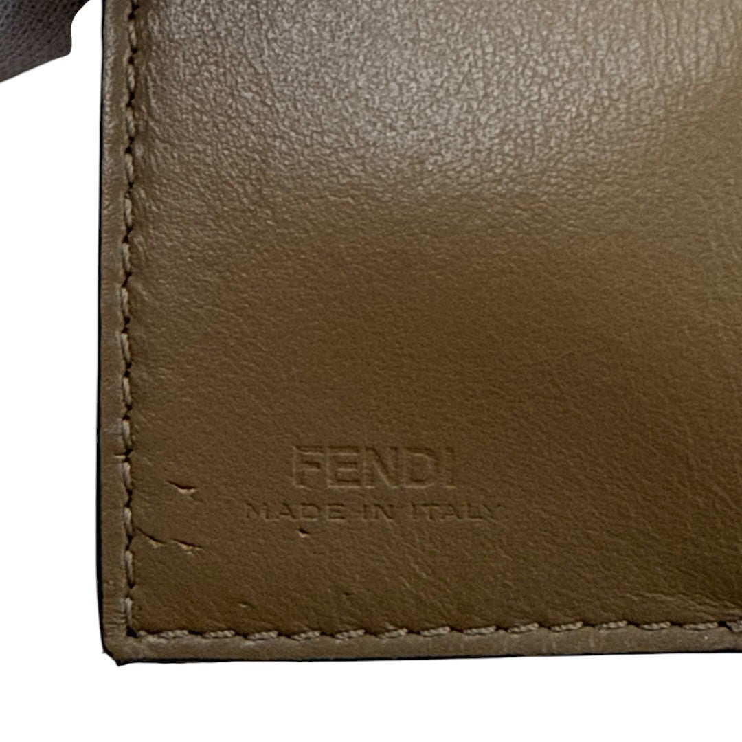 フェンディ バゲット マイクロ ズッカ 三つ折り財布 フェンディ 8M0395 レディース