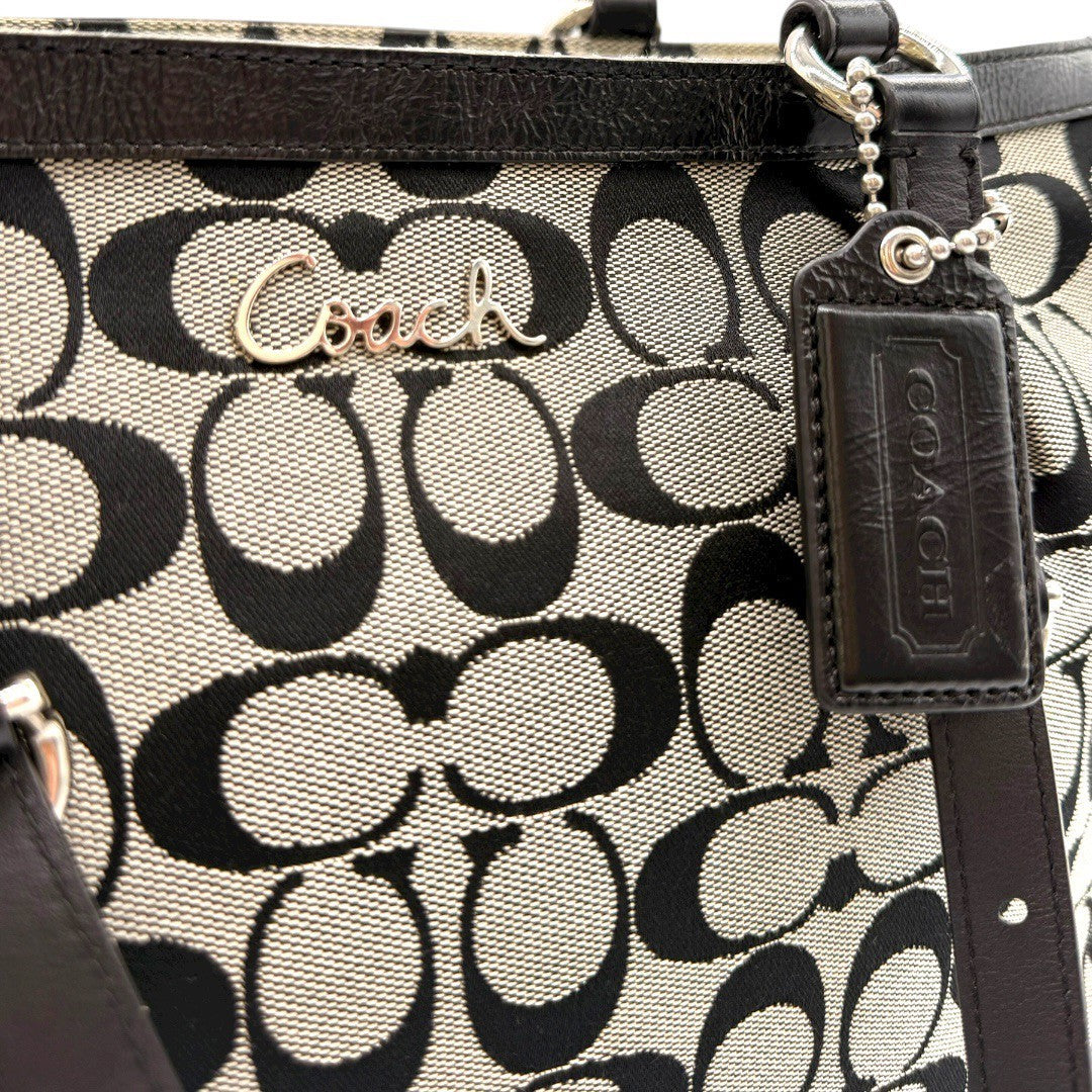 【美品】コーチ シグネチャー トートバッグ キャンバス 黒 ブラック レディース