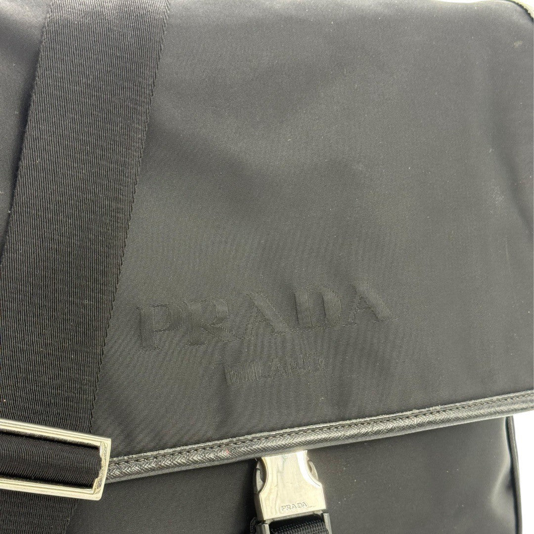 プラダ ショルダーバッグ バッグ ナイロン 黒 ブラック レディース メンズ