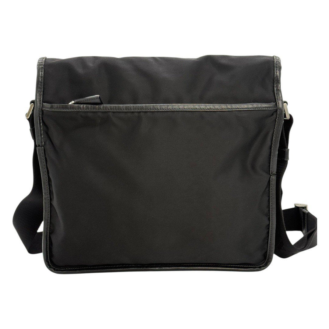 プラダ ショルダーバッグ バッグ ナイロン 黒 ブラック レディース メンズ