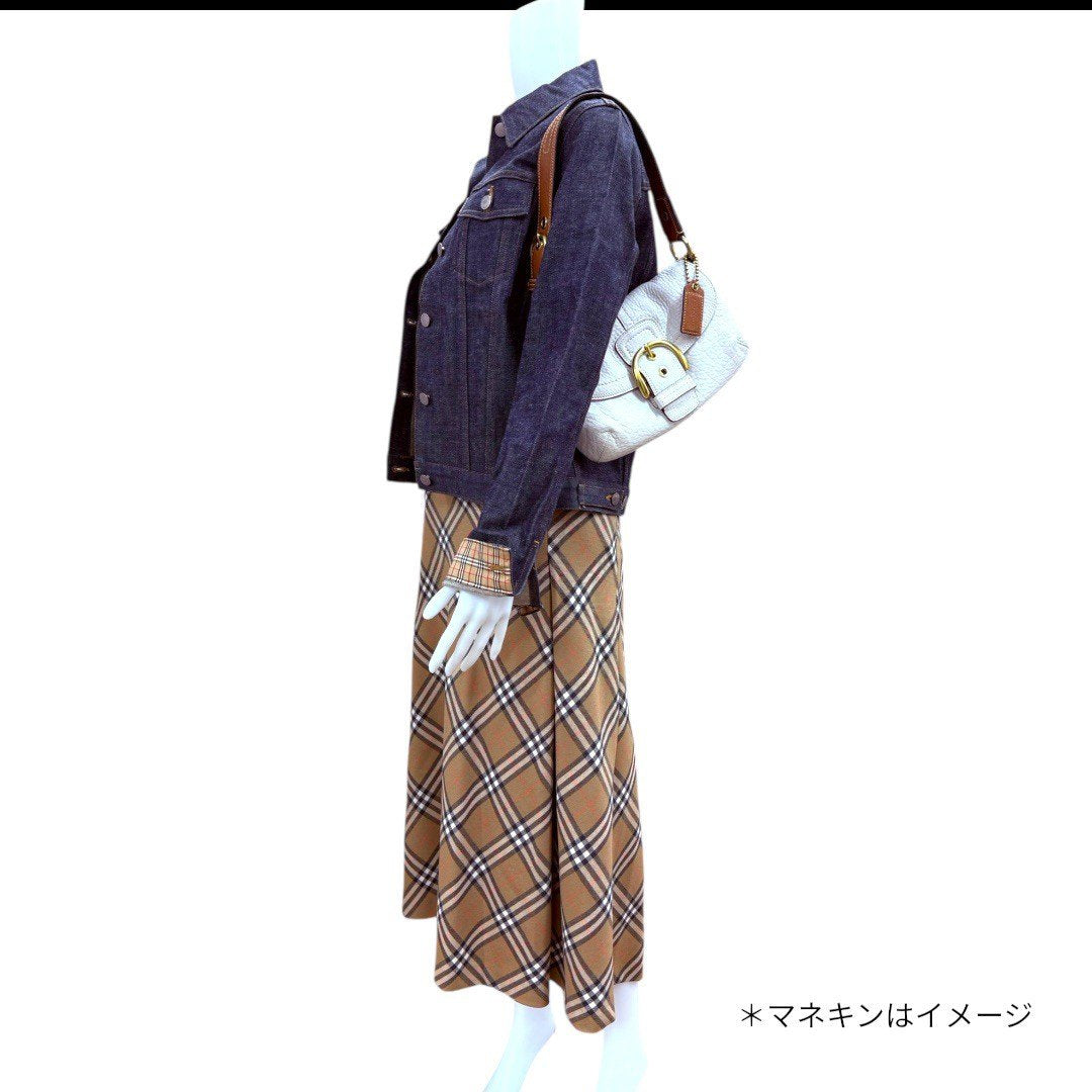 バーバリー ノバチェック スカート