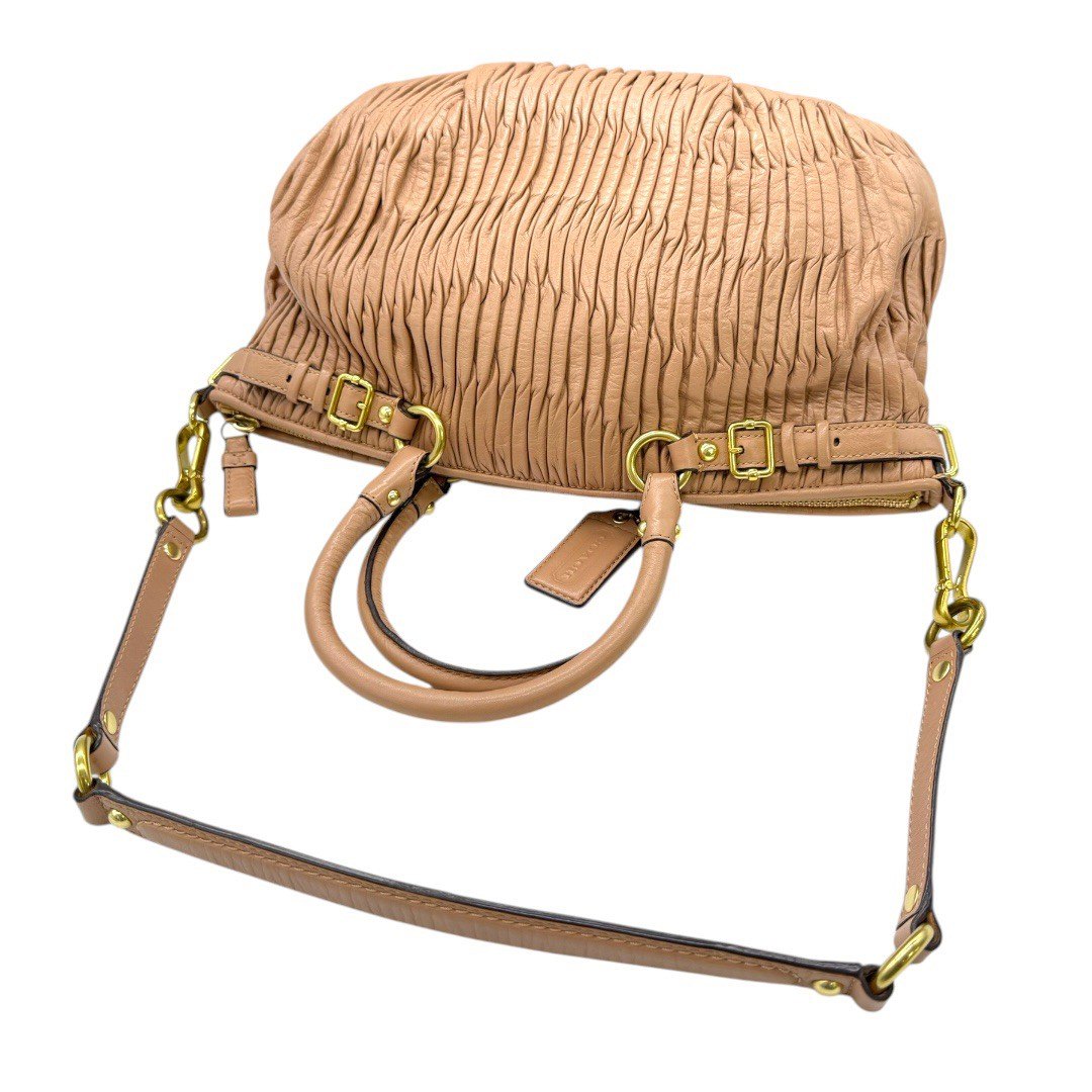 【美品】コーチ 2Way  ショルダーバッグ ハンドバッグ 15942 マディソン レザー ギャザー  ベージュ  レディース