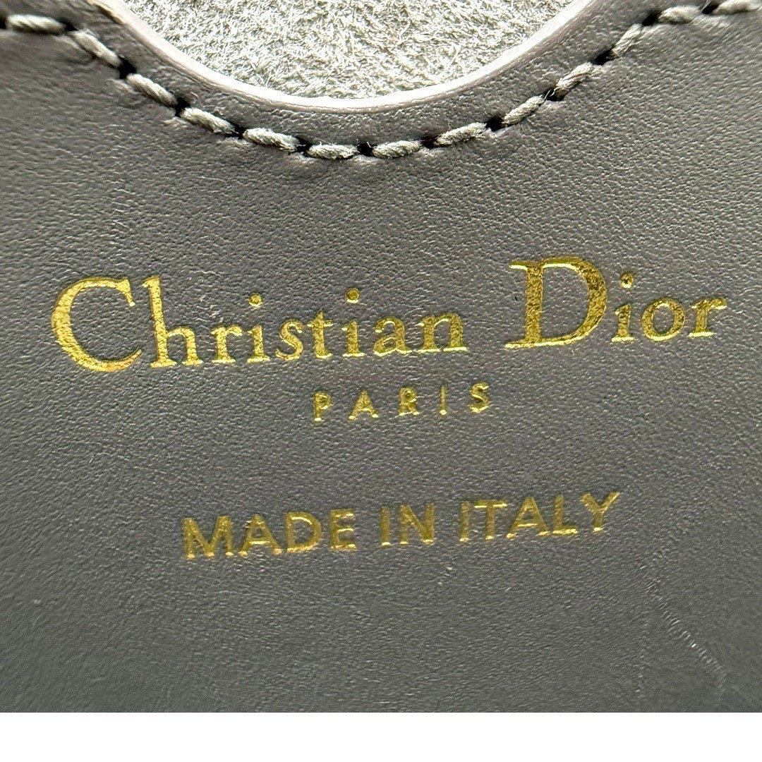 クリスチャンディオール ボビー ミディアム ショルダーバッグ 斜め掛けバッグ ボックスカーフ グレー ゴールド金具 レディース