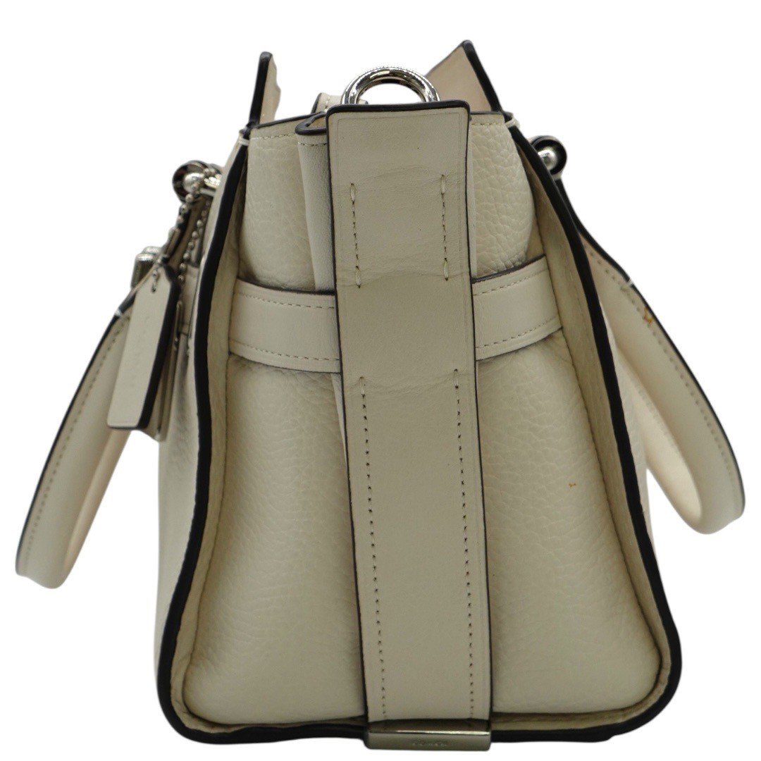 コーチ ショルダーバッグ 2WAYハンドバッグ シグネチャー ターンロック 白 ホワイト レディース